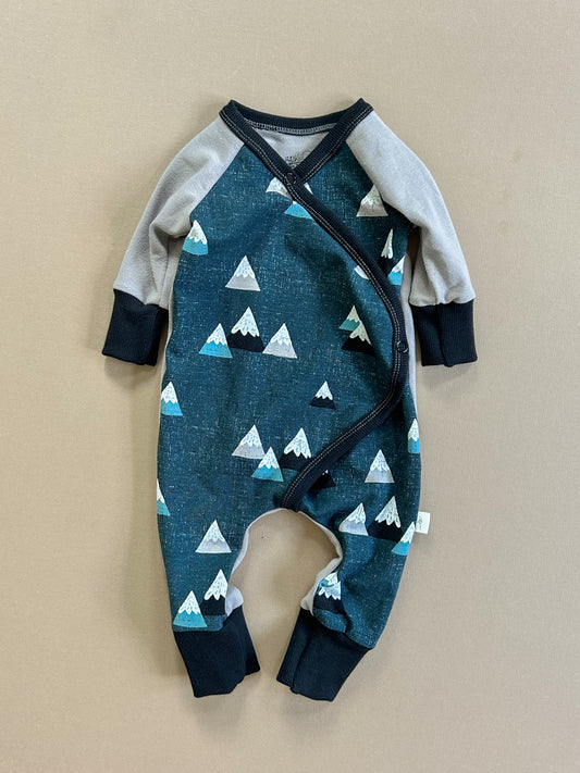 0-3M Baby East Romper (mountains)