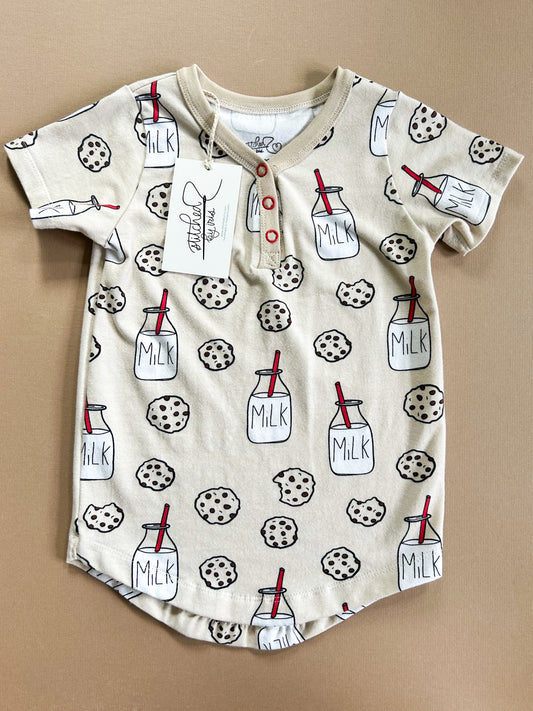 2T Henley Tee (milk & cookies)